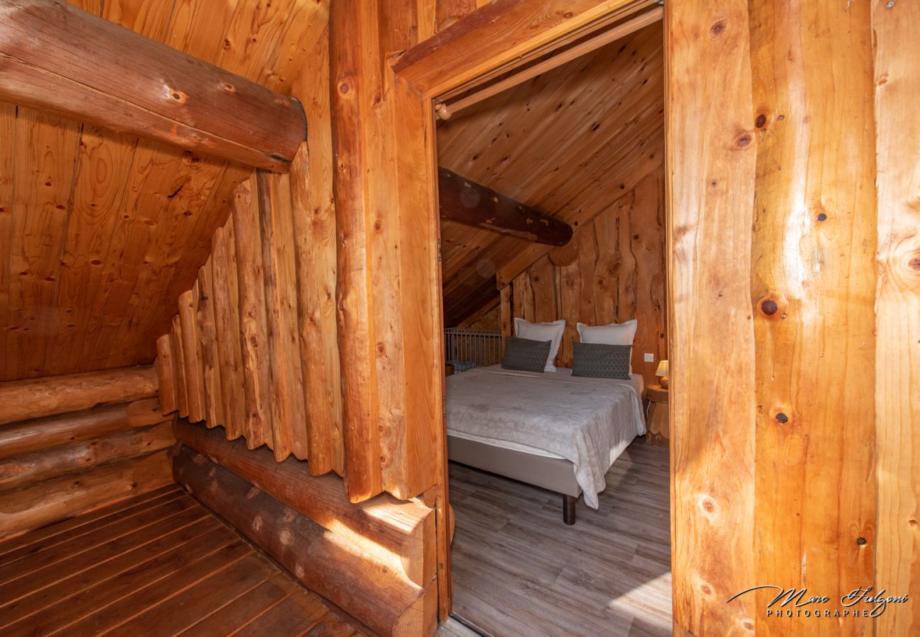 Chalet in La Bresse - 8. BA  Magnifique chalet rondins 130m², 4ch, 8/10p
