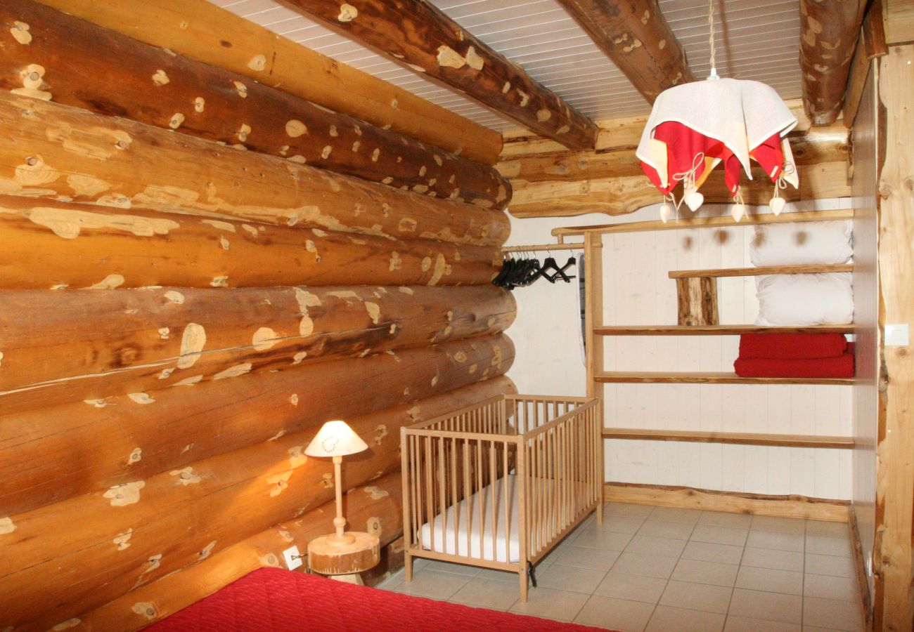 Chalet in La Bresse - 914. Superbe chalet rondin 12/14p 150m² 4ch sauna