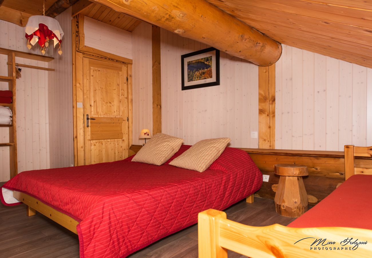 Chalet in La Bresse - 914. Superbe chalet rondin 12/14p 150m² 4ch sauna