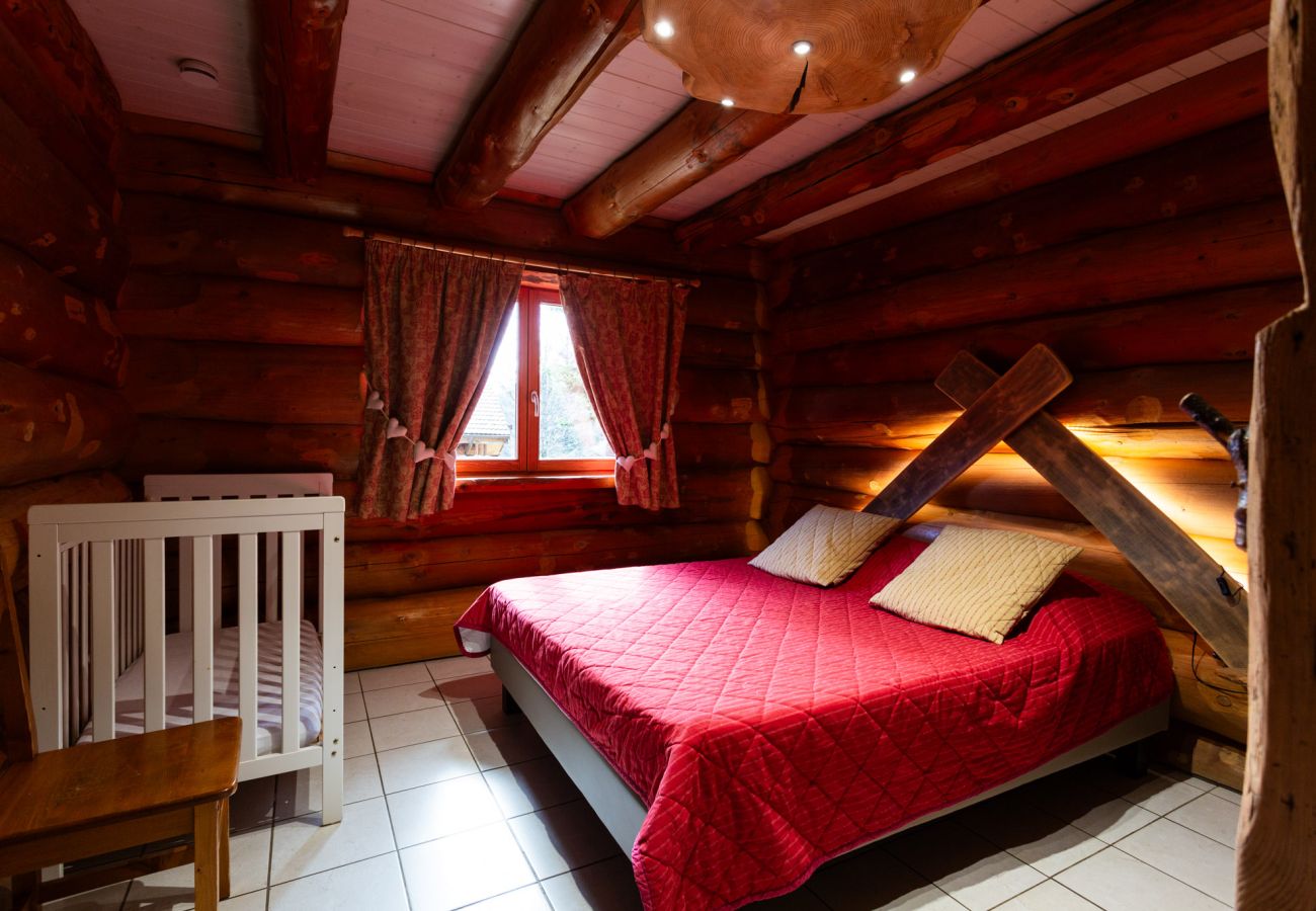 Chalet in La Bresse - 914. Superbe chalet rondin 12/14p 150m² 4ch sauna