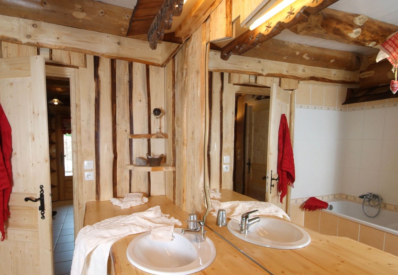 Chalet in La Bresse - 8. LO Beau chalet rondins 130m², 4ch, 8/10p