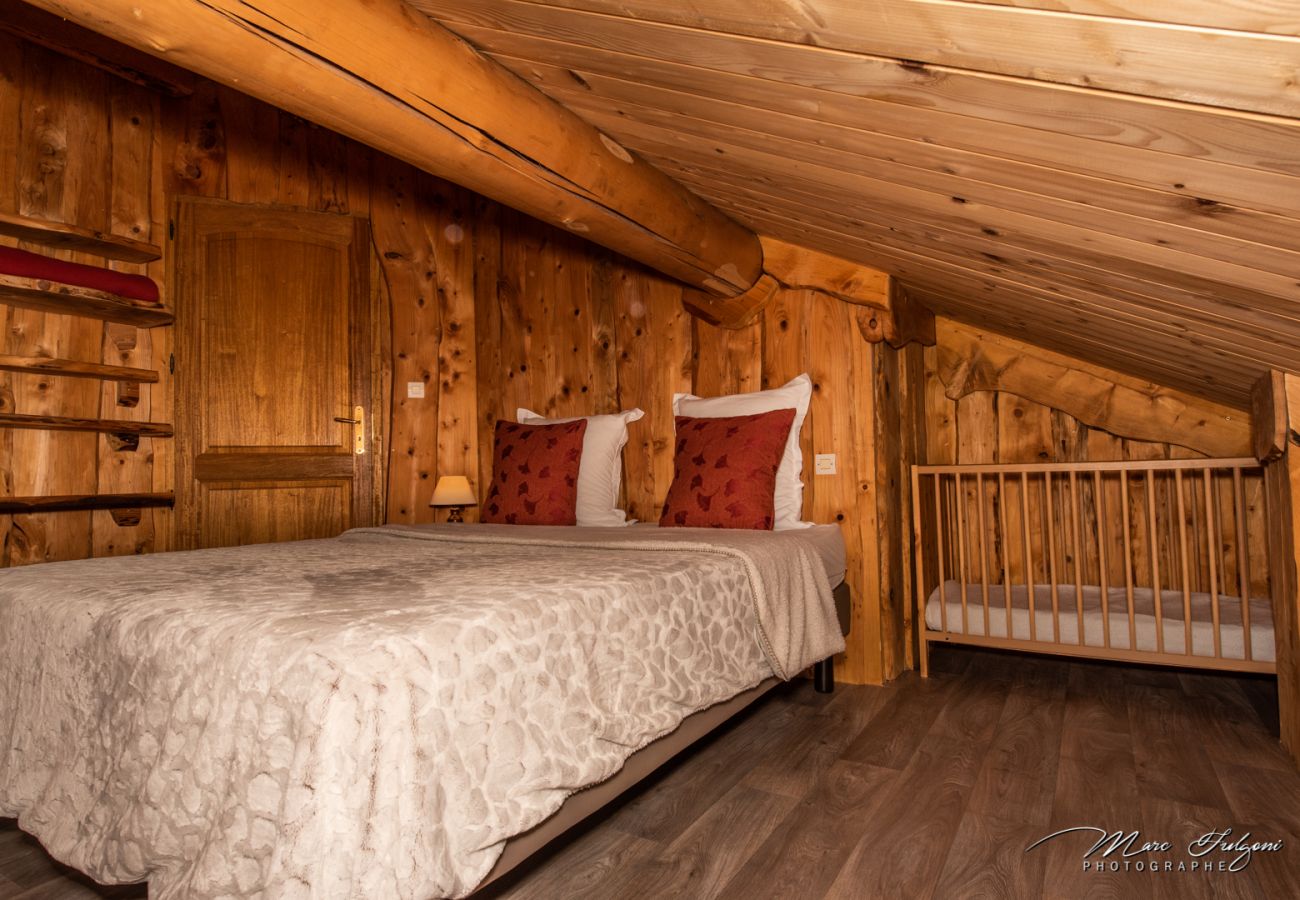 Chalet in La Bresse - 8. BA  Magnifique chalet rondins 130m², 4ch, 8/10p
