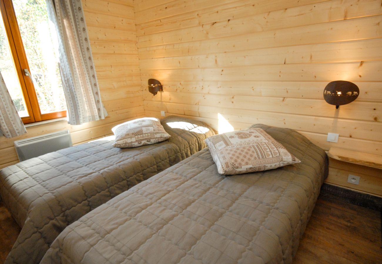 Chalet in La Bresse - 2. Chalet traditionnel en pleine nature, 8 p, 4 ch