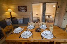 Chalet in La Bresse - 2. Chalet traditionnel en pleine nature, 8 p, 4 ch