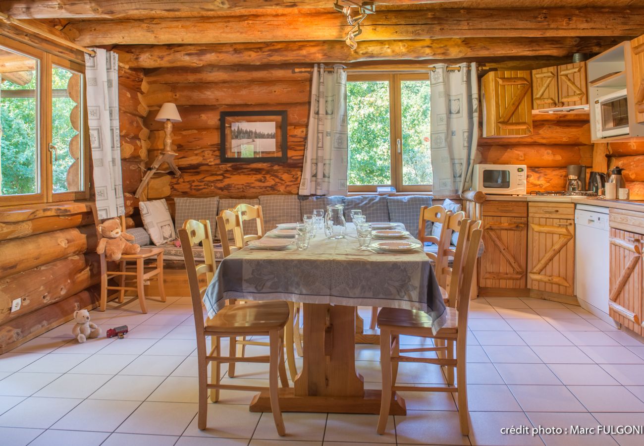 Chalet in La Bresse - 7. Beau chalet rondins 6/8 p, 3 ch, 85 m² N