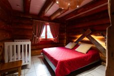 Chalet in La Bresse - 914. Superbe chalet rondin 12/14p 150m² 4ch sauna