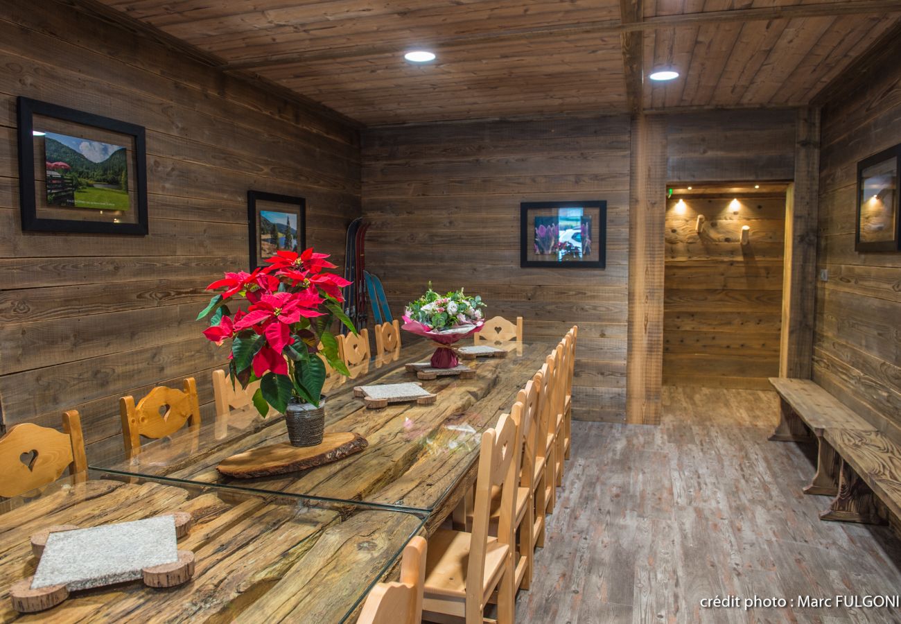 Apartment in La Bresse - S. Appartement/Gîte de groupe premium 17p 160m² 4c