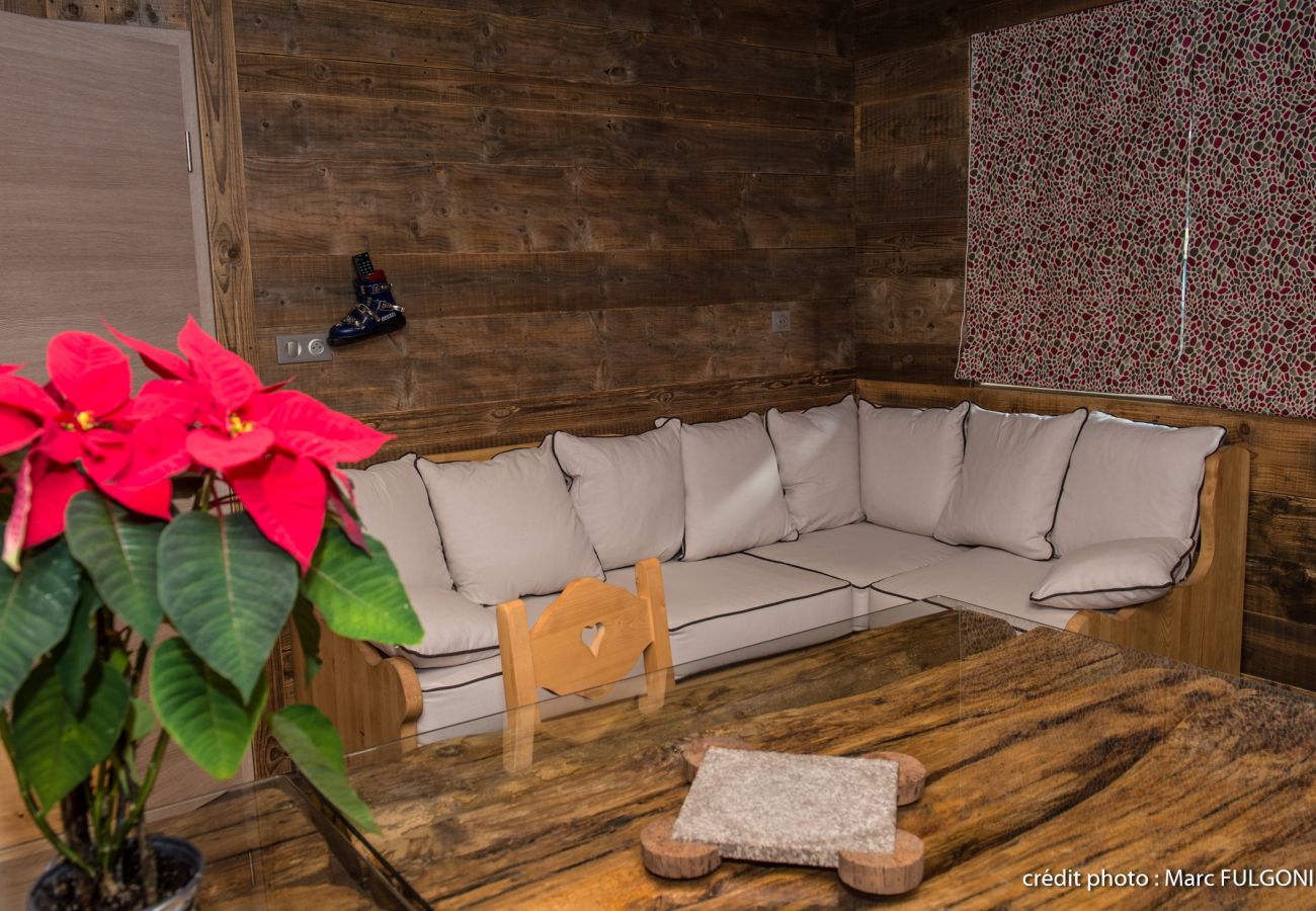 Apartment in La Bresse - S. Appartement/Gîte de groupe premium 17p 160m² 4c