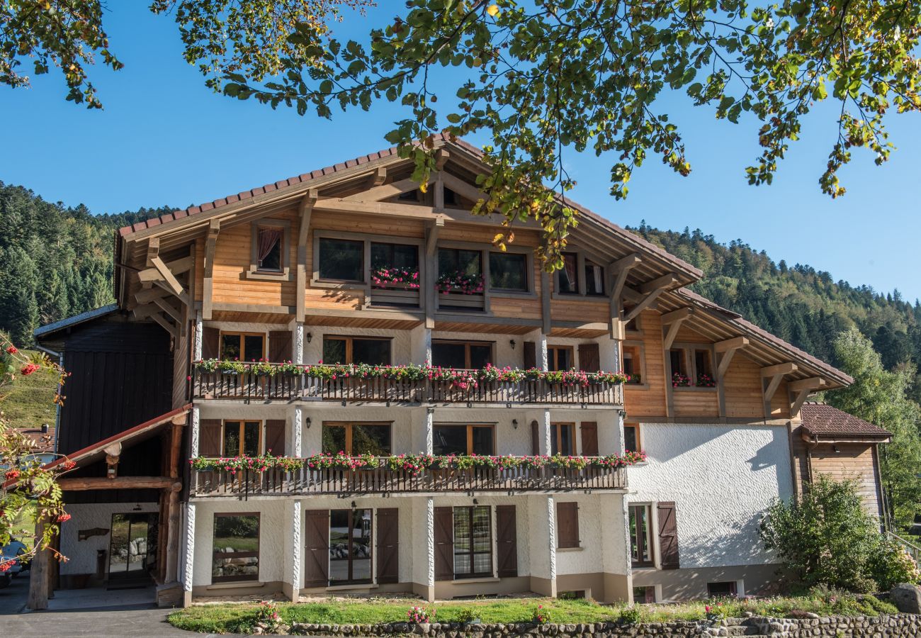 Apartment in La Bresse - H12. Appartement premium 3/5p 42m² 1ch terrasse