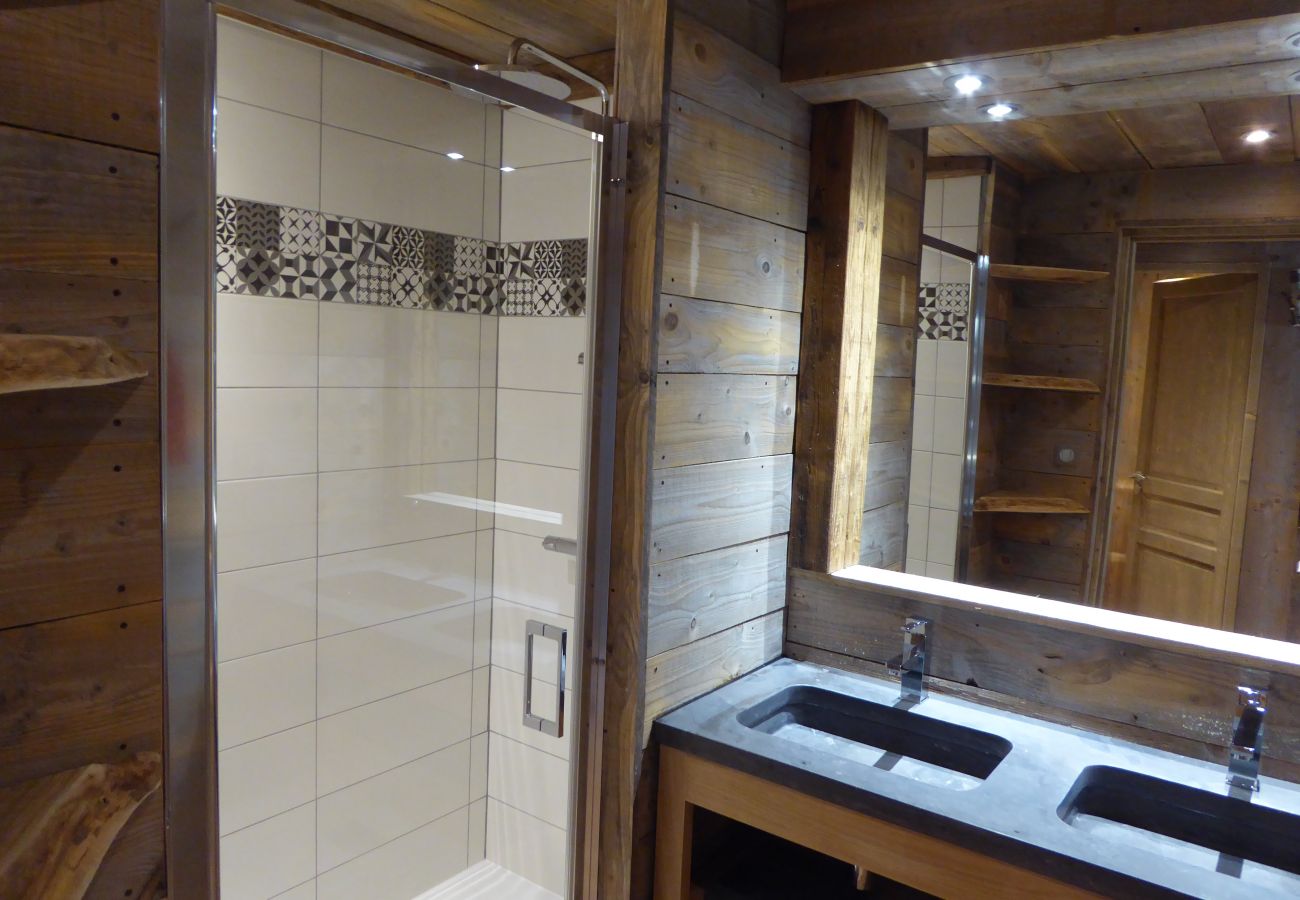 Chalet in La Bresse - 6. Beau chalet rondins 6/8 p, 3 ch, 85 m² F