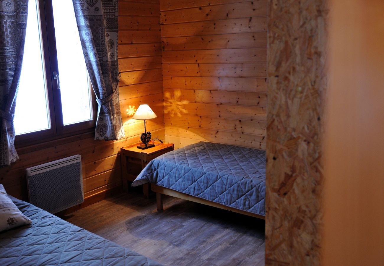 Chalet à La Bresse - 1. Superbe chalet traditionnel en lisière de forêt