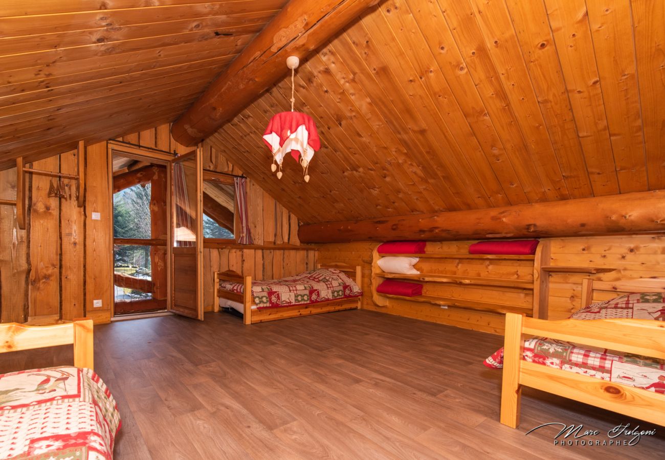 Chalet à La Bresse - 912. Superbe chalet rondins 10/12p, 140m², 4ch