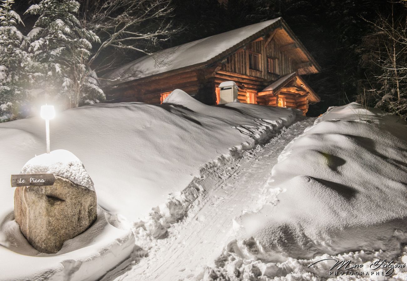 Chalet à La Bresse - 914. Superbe chalet rondin 12/14p 150m² 4ch sauna