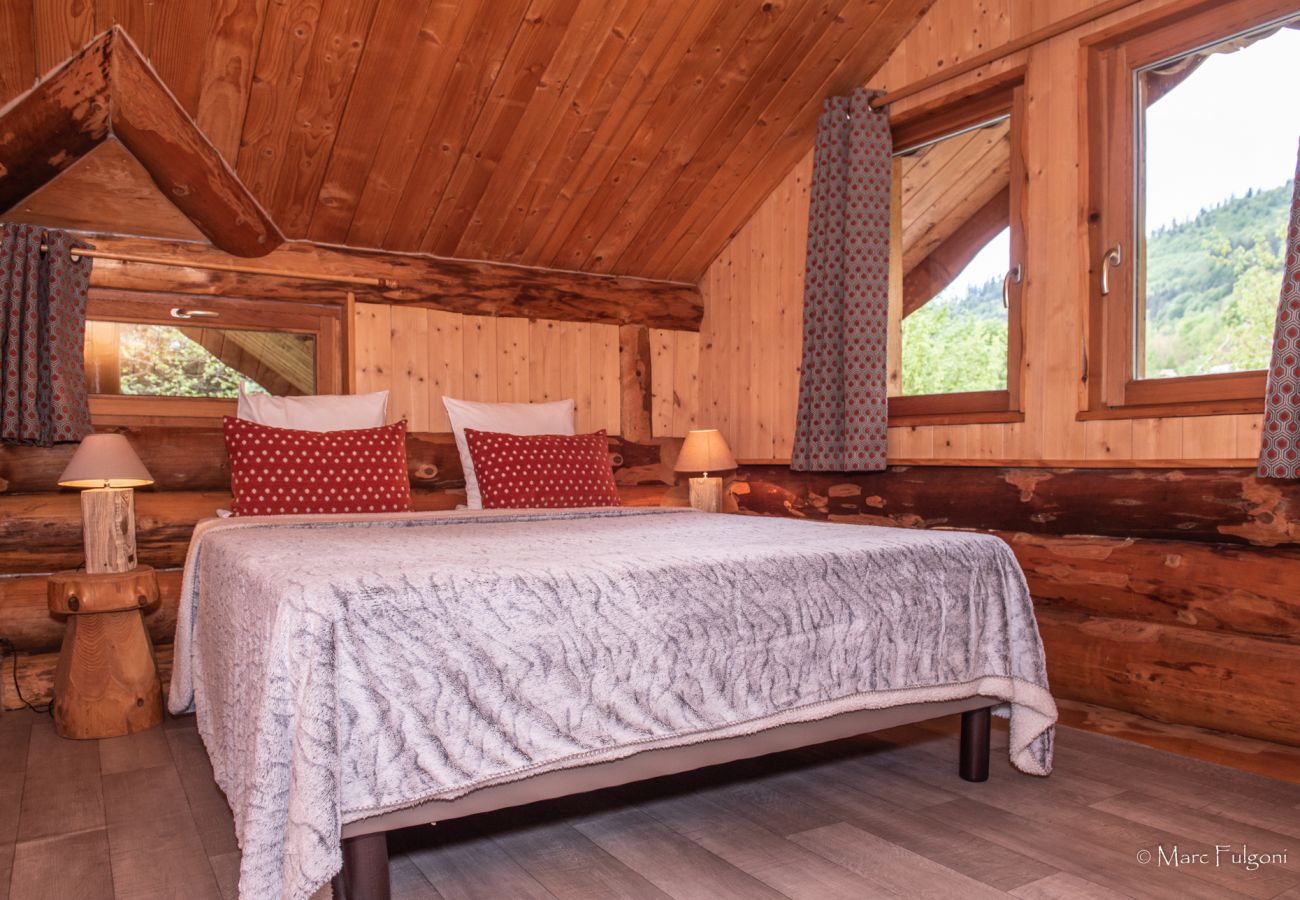 Chalet à La Bresse - 6. Beau chalet rondins 6/8 p, 3 ch, 85 m² F